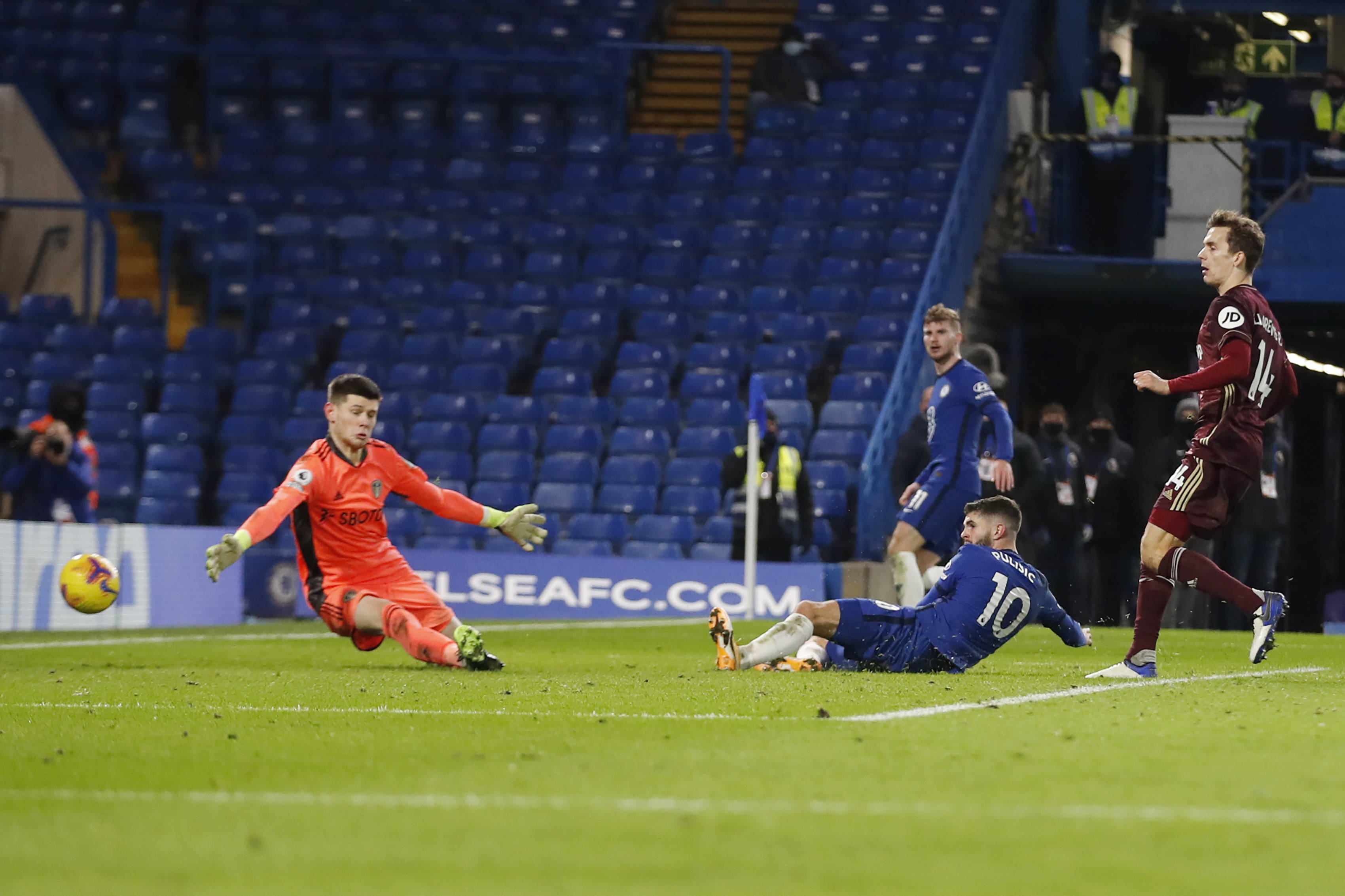 B费已在欧 B费已在欧